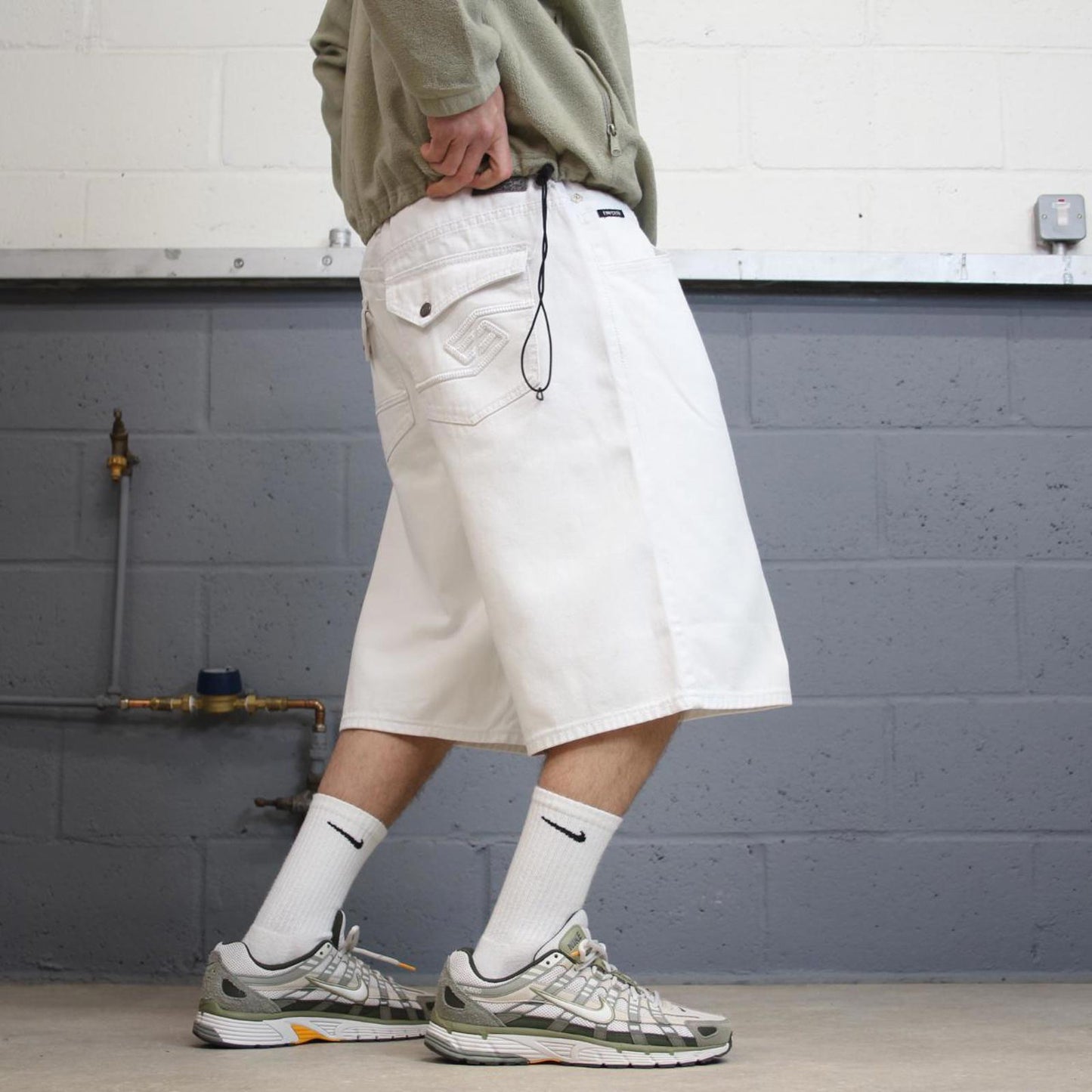 Y2k baggy Enyce shorts skater style white Loose wide leg summer festival shorts