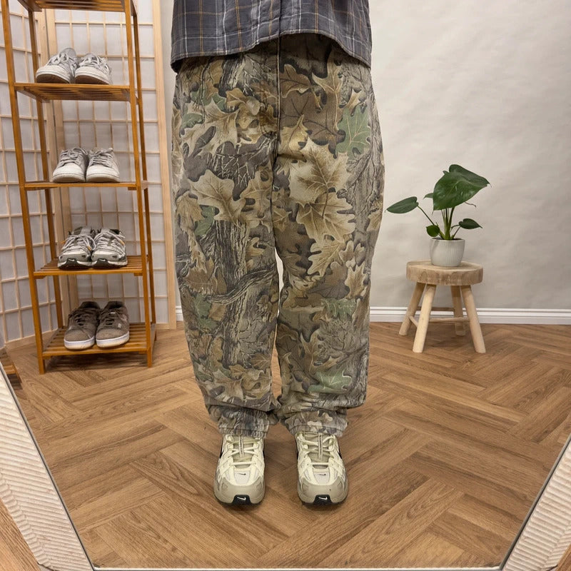 Vintage Cabelas camo Y2K jeans khaki loose insulated hunting style pants
