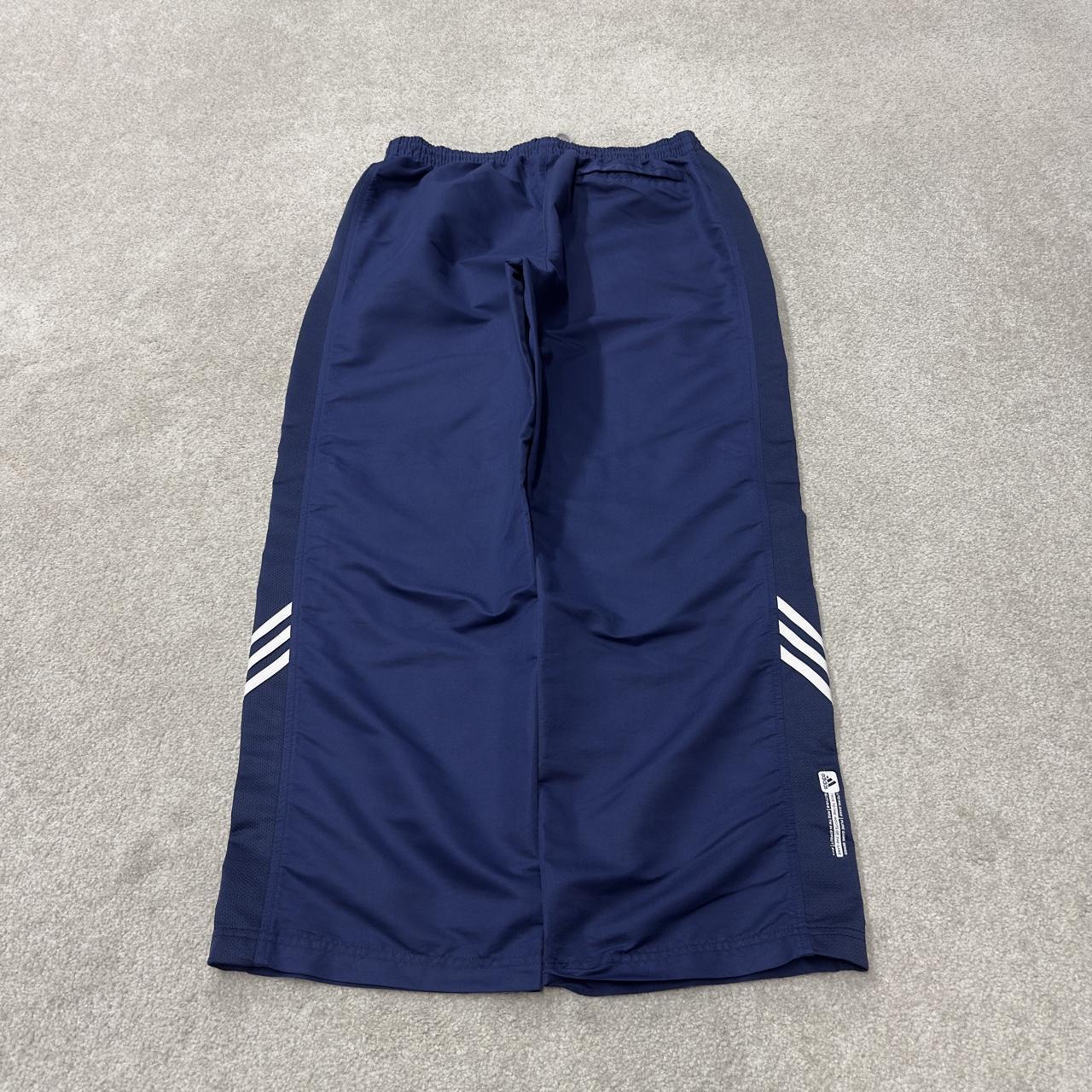 Adidas baggy tracksuit bottoms y2k L navy side stripe design embroidered logo track pants