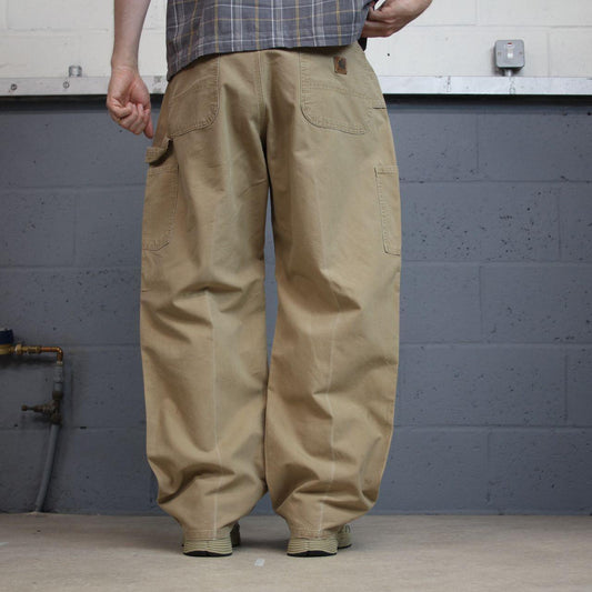 Tan baggy vintage Carhartt carpenter pants y2k Loose leg skater 2000s style workwear cargos
