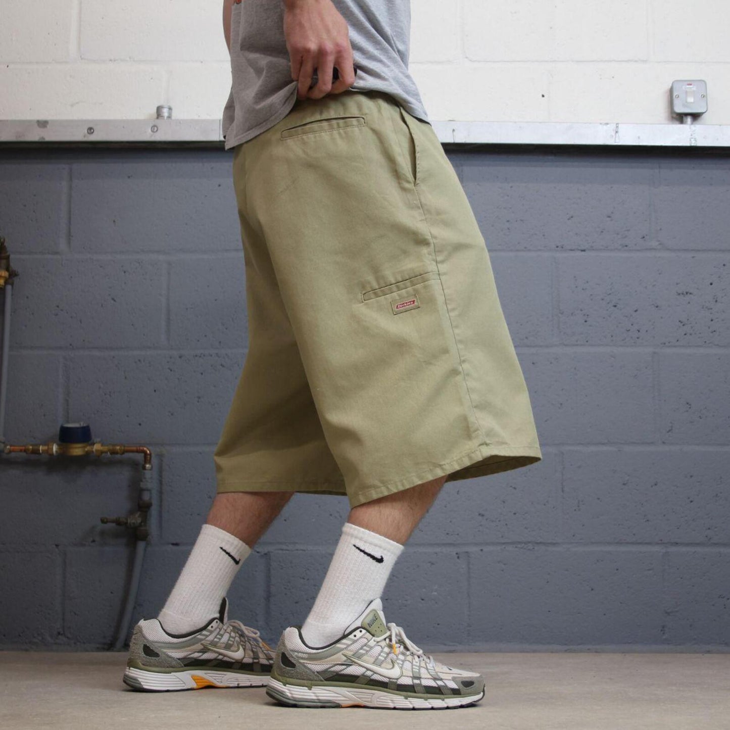 Dickies extra baggy carpenter shorts khaki Twill chino skater style shorts wide long leg
