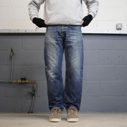 Vintage Carhartt jeans blue denim W34L29 90s skater style straight leg 5 pocket jeans workwear
