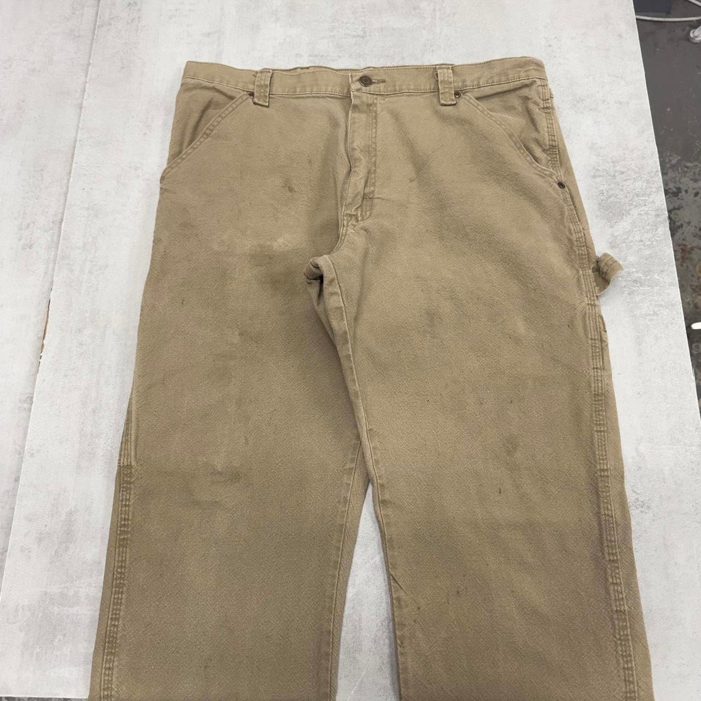 Men’s Wrangler Carpenter jeans W36 L34 beige loose denim cargos