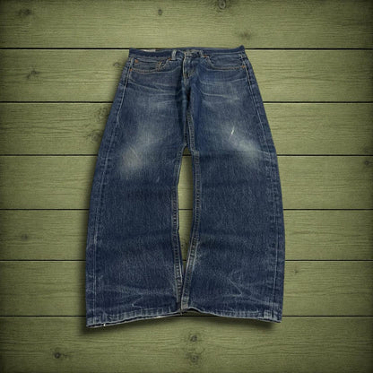Y2K Levi’s 505 jeans W32L28 straight leg blue Straight fit 5 pocket pants belt loops red tab logo