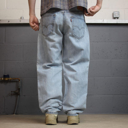 Levi’s 550 jeans y2k W34L30 blue loose straight leg skate style pants red tab logo