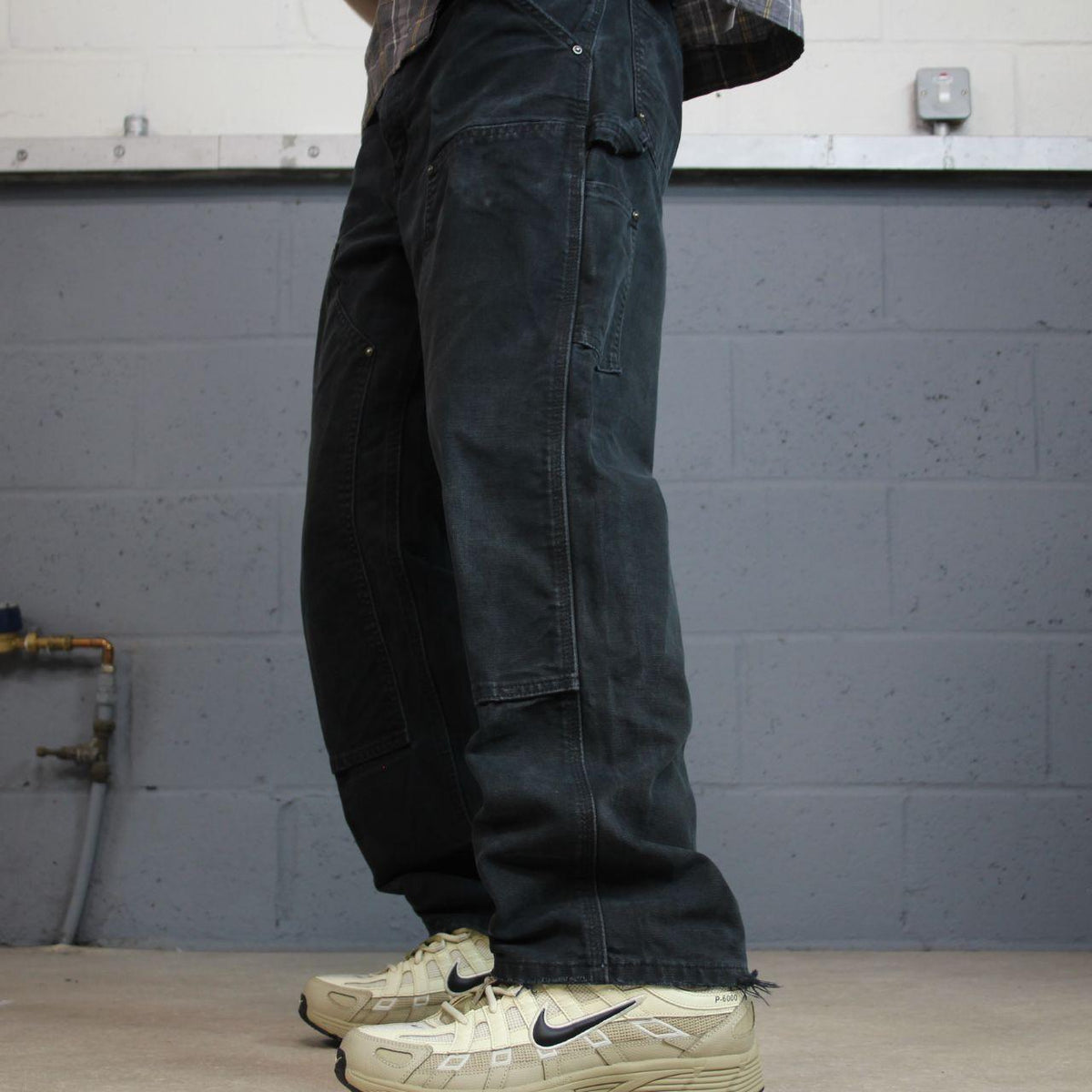 Black vintage Carhartt double knee carpenter jeans y2k Loose leg canvas skater style workwear