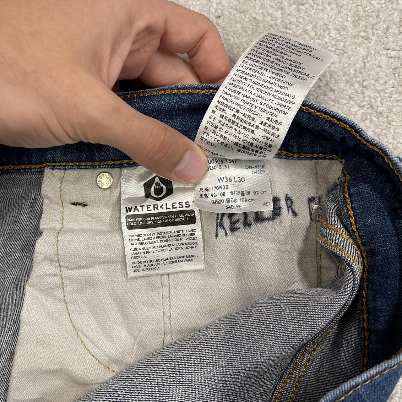 Y2K levi’s 505 jeans W36L30 straight leg washed blue Straight fit 5 pocket pants red tab logo