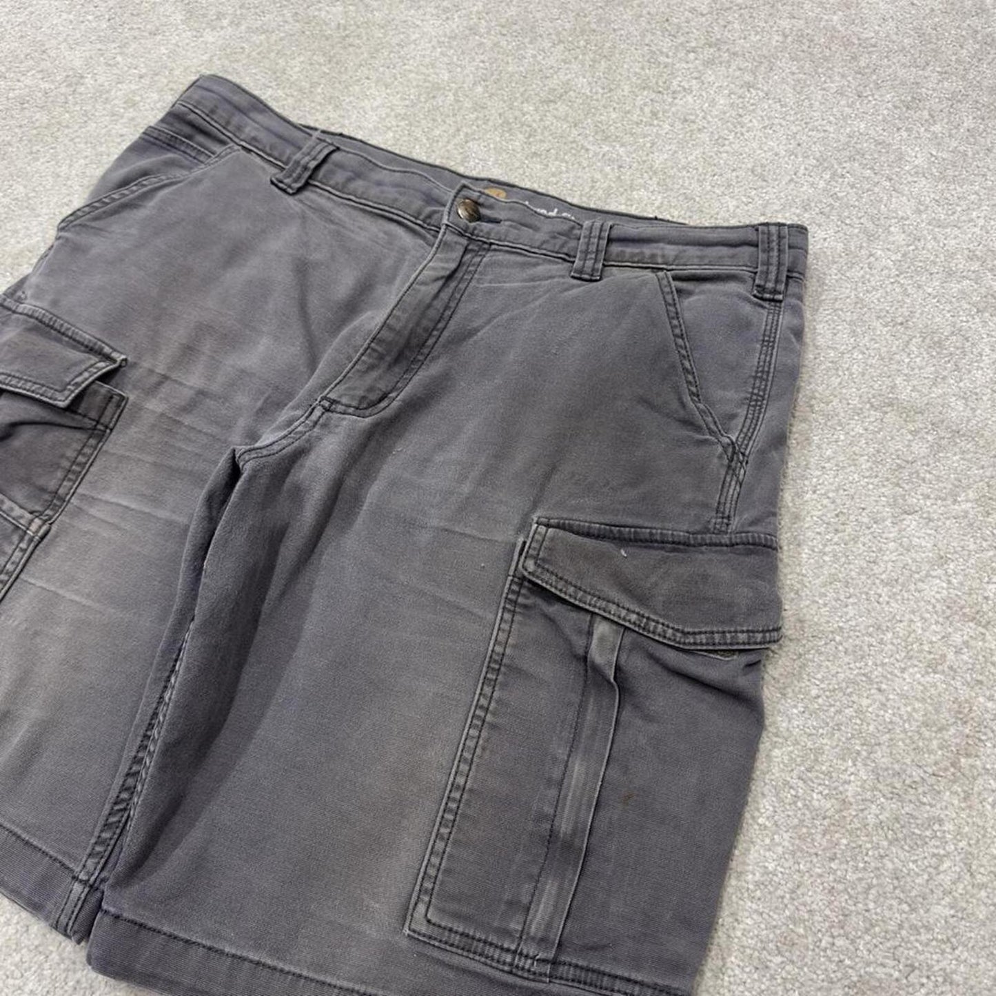 Carhartt cargo shorts loose canvas grey Canvasy relaxed fit skate style shorts