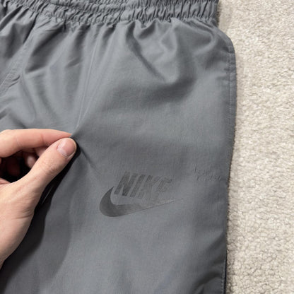 Y2K Nike baggy tracksuit bottoms grey wide leg XL Loose mesh lined drawstring casual track pants