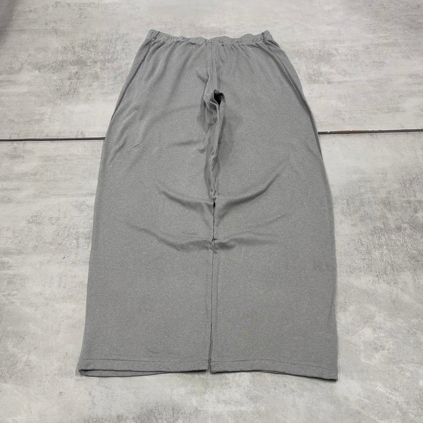 Adidas Y2K grey joggers loose floaty sweatpants embroidered logo