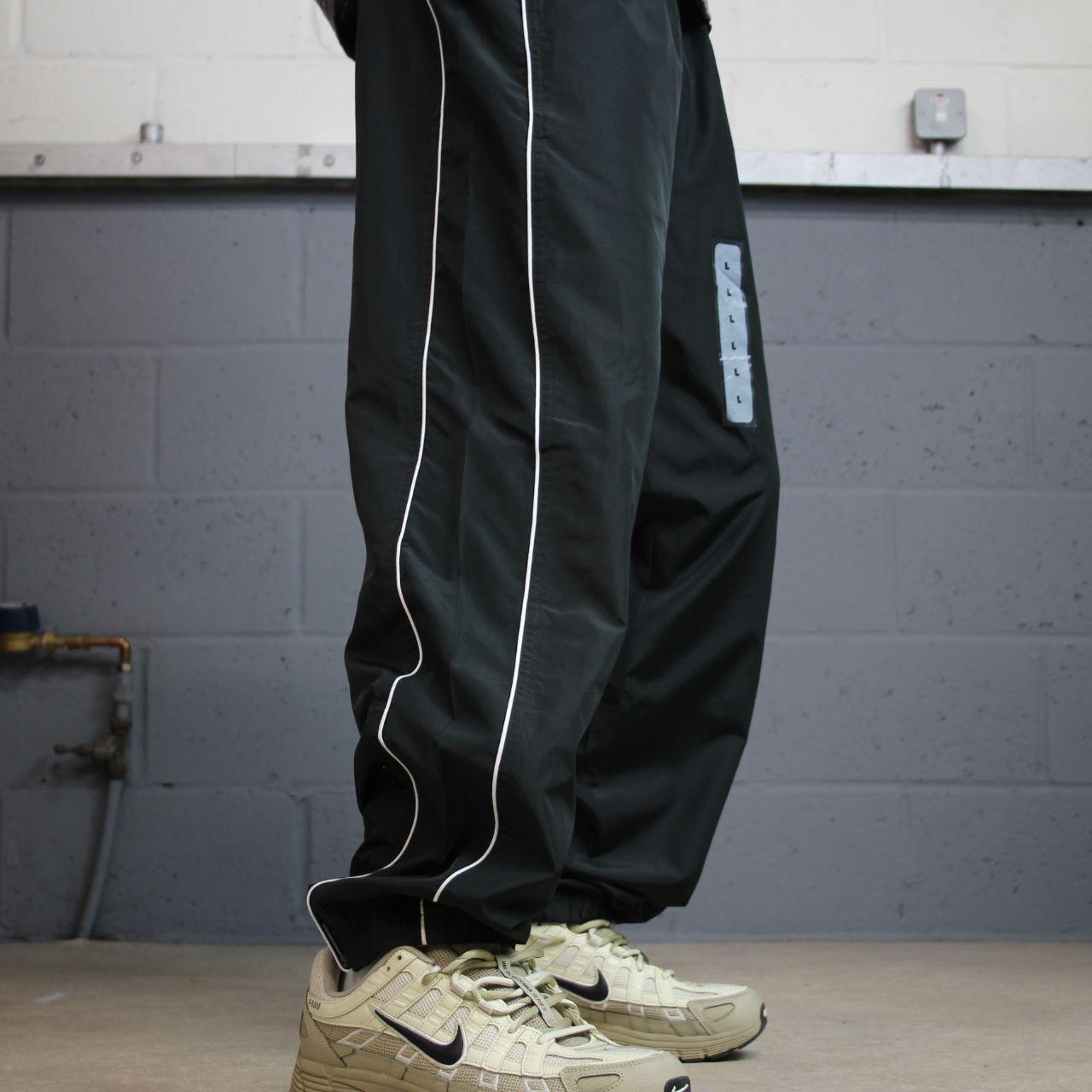 Y2K baggy Reebok tracksuit bottoms black L Wide leg lined casual embroidered side stripe track pants