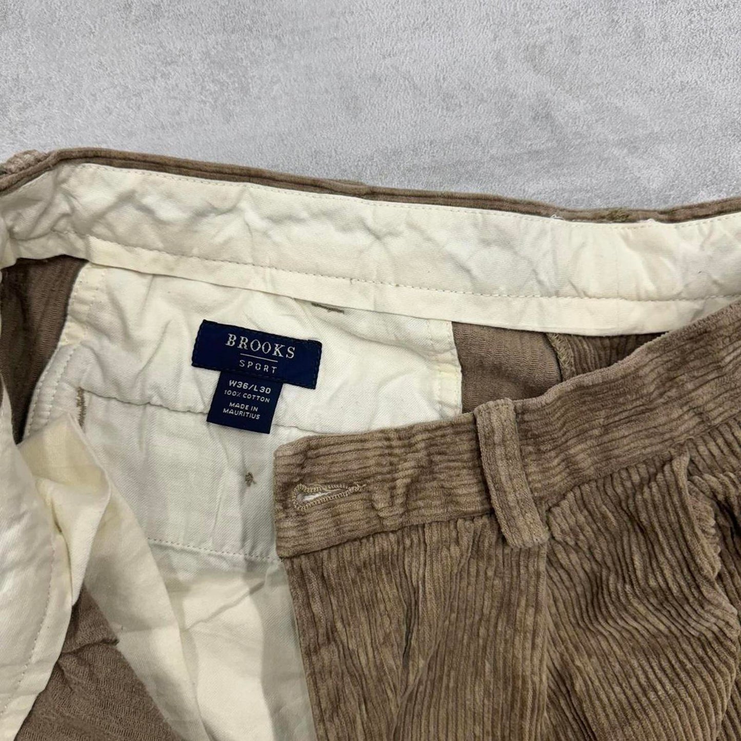 Tan baggy corduroy trousers W36L30