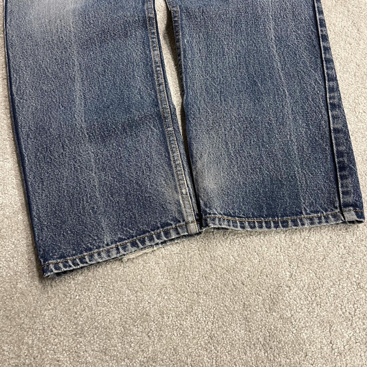 Y2K Levi’s 505 jeans blue starched denim W34L29 100% cotton straight fit 5 pocket belt loops red tab