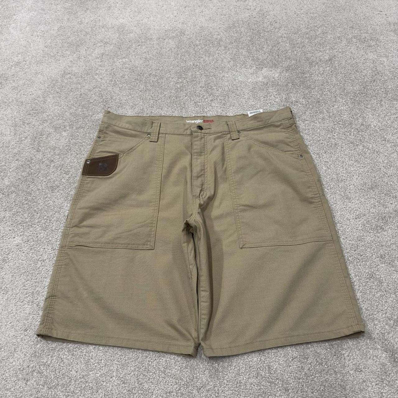 Wrangler baggy cargo shorts carpenter khaki Loose leg skater style summer jorts