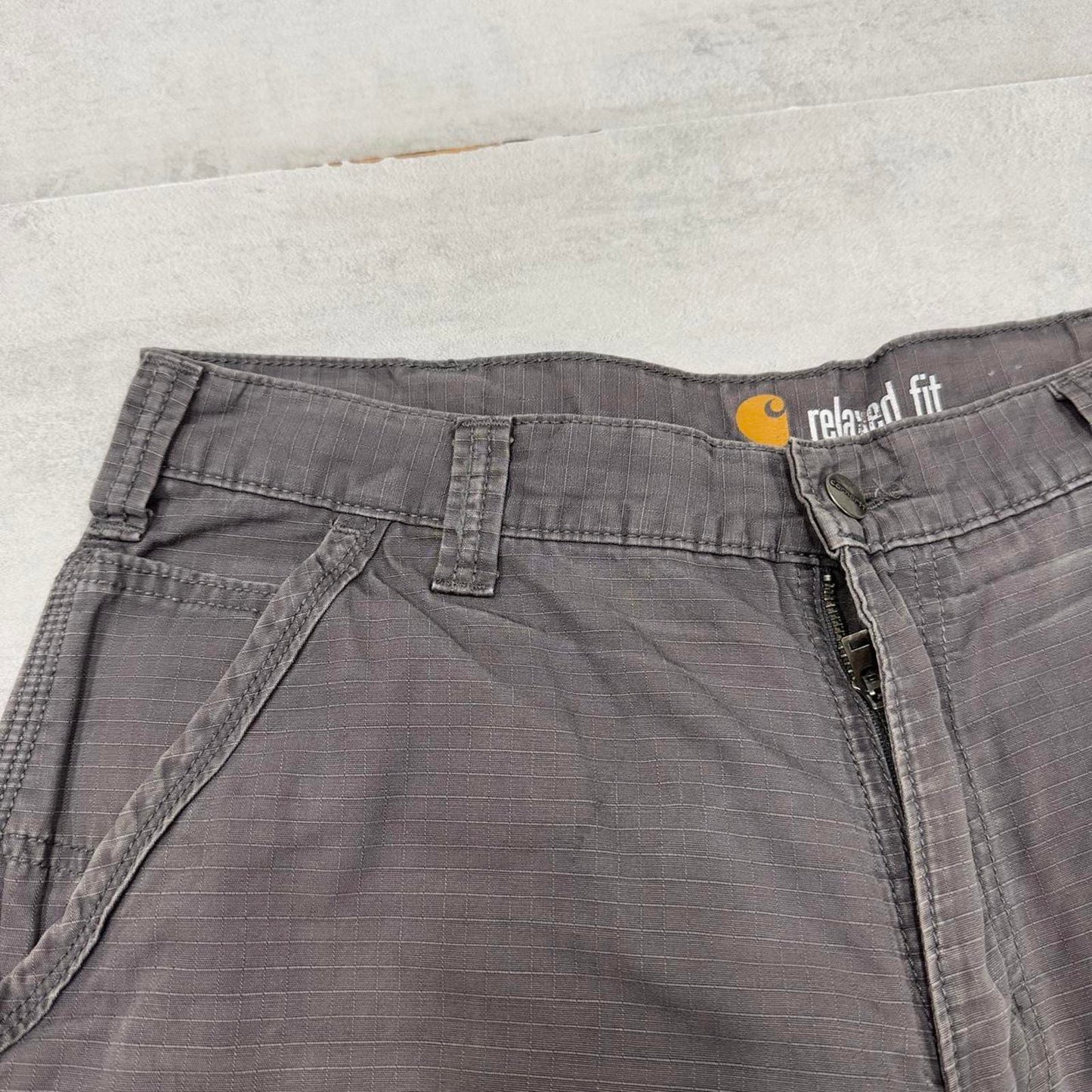 Baggy Carhartt cargo shorts W34