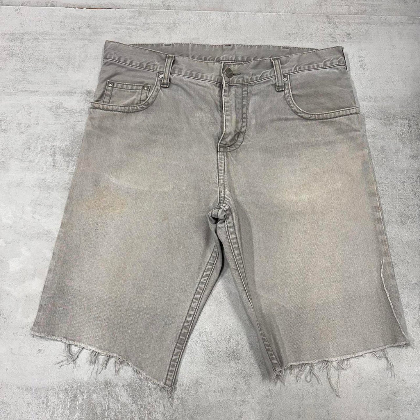 Carhartt shorts W34
