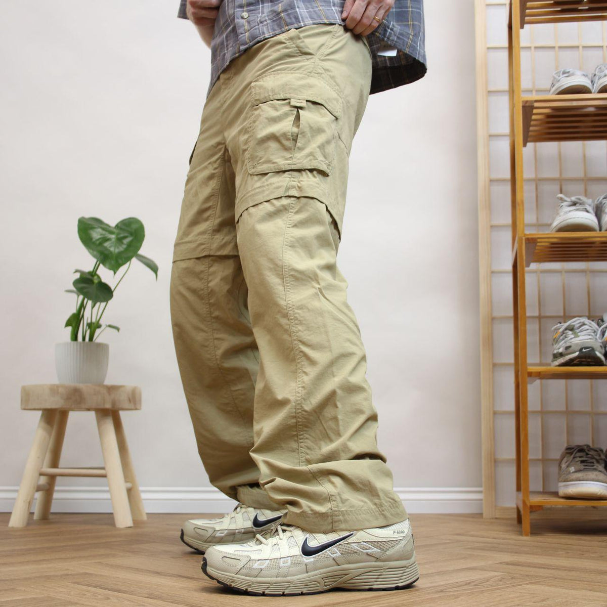 Y2K Columbia convertible technical trousers / shorts Floaty lightweight packable trouser shorts