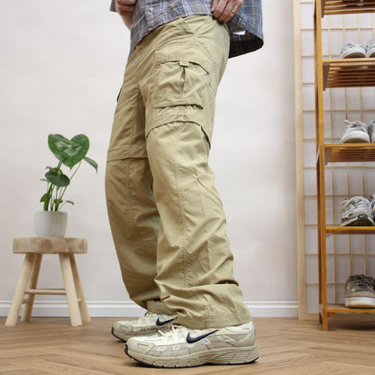 Y2K Columbia convertible technical trousers / shorts Floaty lightweight packable trouser shorts