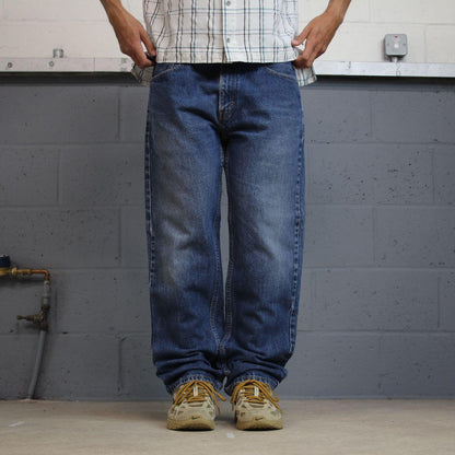 Levi’s 505 jeans Y2K blue denim Levi’s loose straight leg 2000s style pants red tab logo