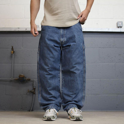 Blue baggy Levis carpenter jeans W40L30 loose skater thick denim 90s style cargos patch logo