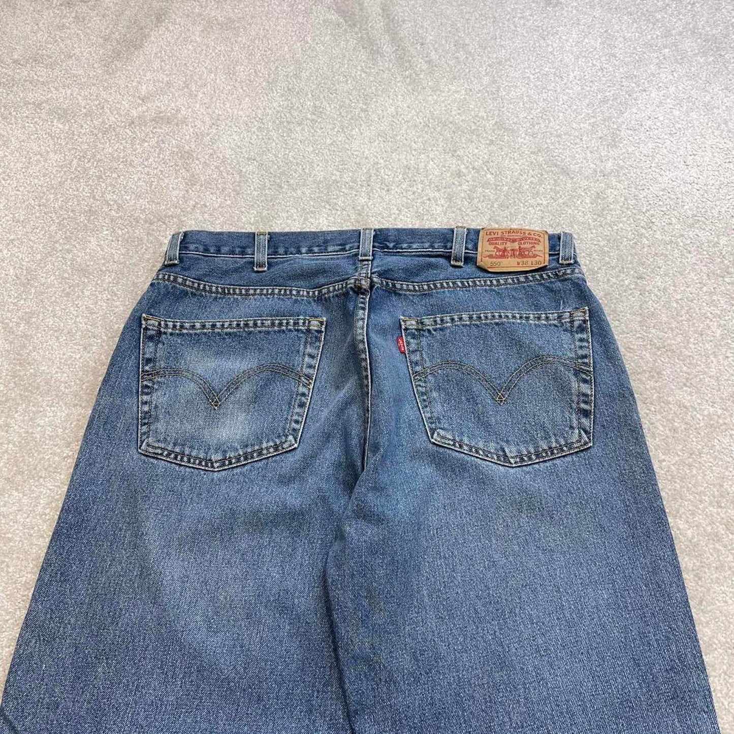 Blue Levi's 550 baggy jeans W38L30 relaxed fit denim 90s skater style pants red tab 100% cotton
