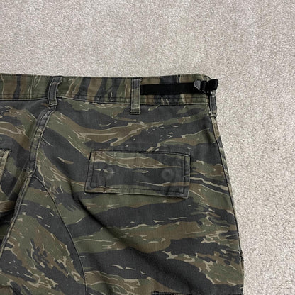 Vintage camo cargo pants y2k utility green Straight fit camouflage combat cargos