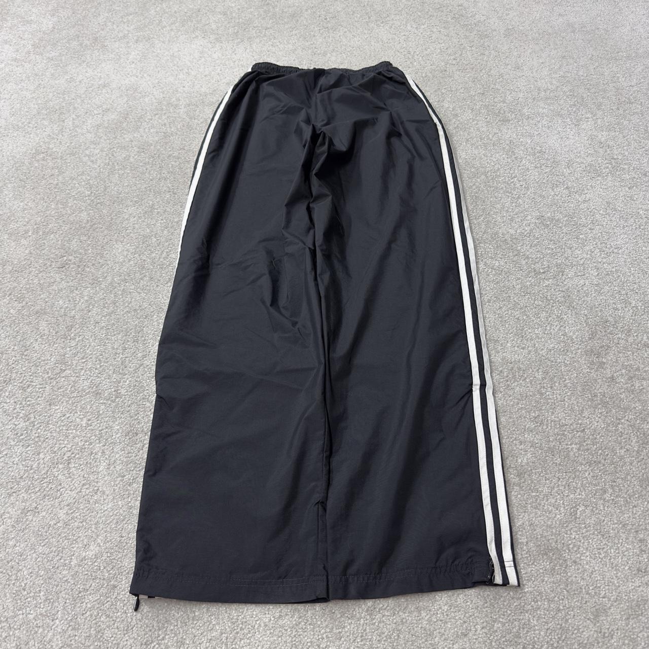 Y2K Adidas tracksuit bottoms loose leg black M Loose lined side stripe embroidered logo track pants