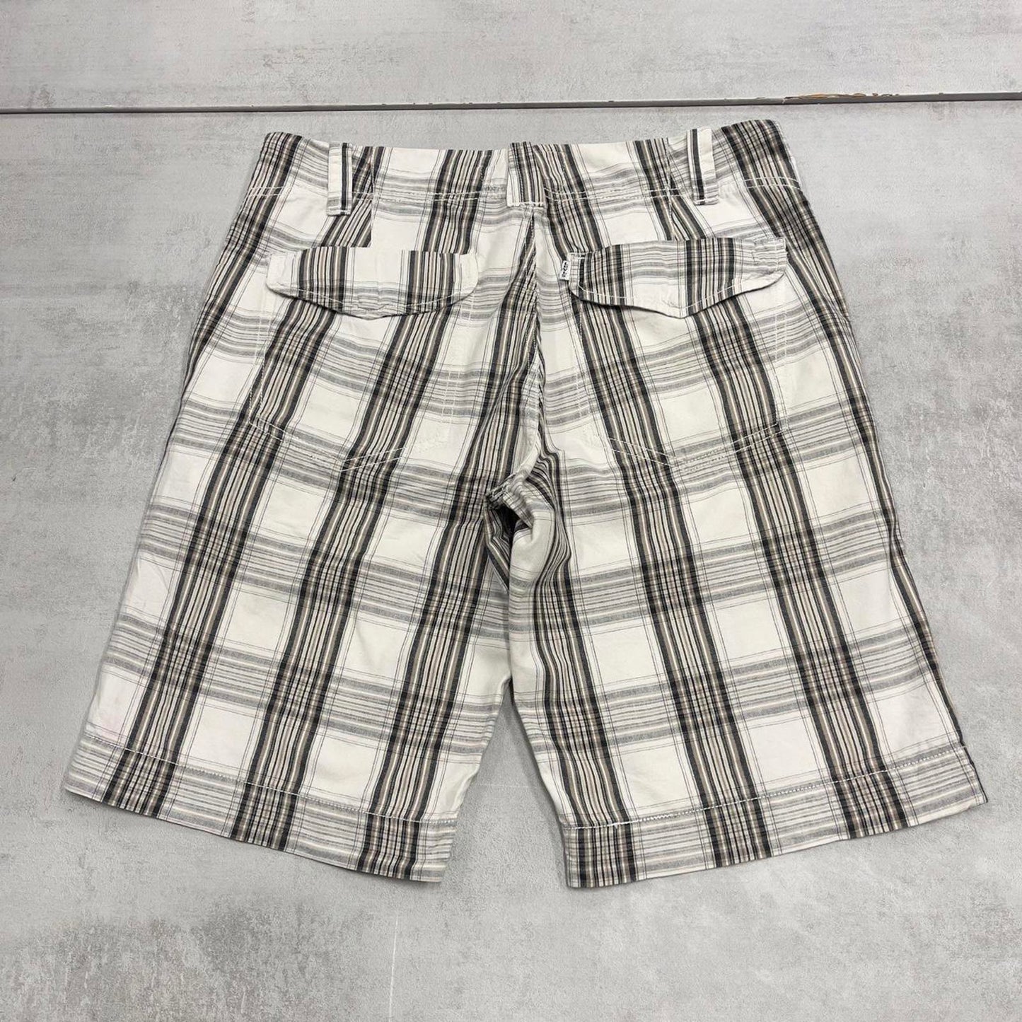 Levi's shorts W32