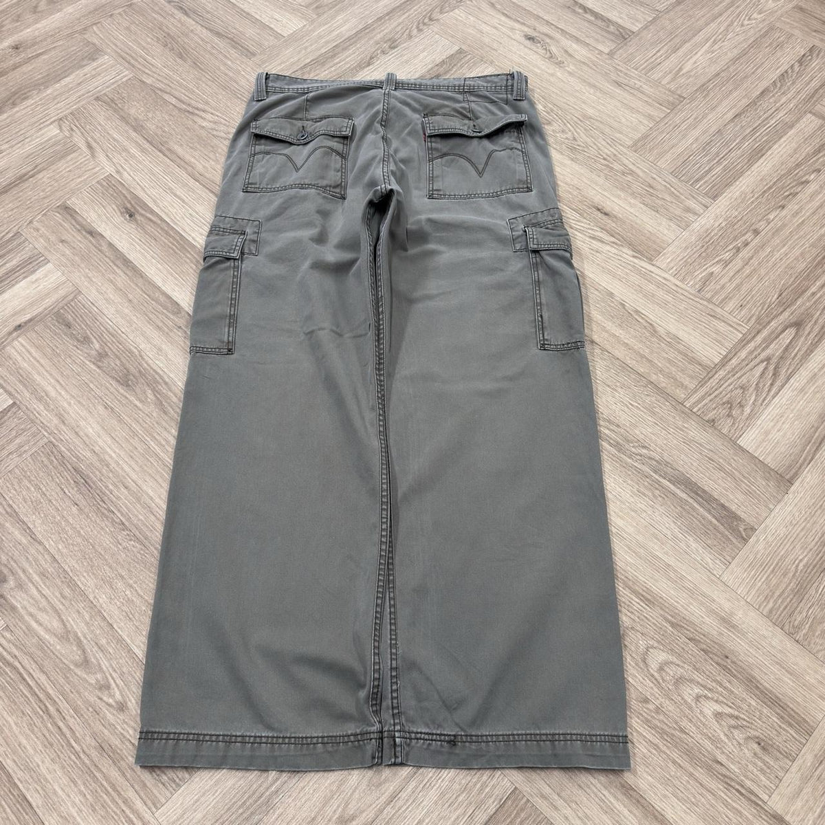 Levi's baggy cargo pants y2k Loose straight wide leg khaki skater utility pants