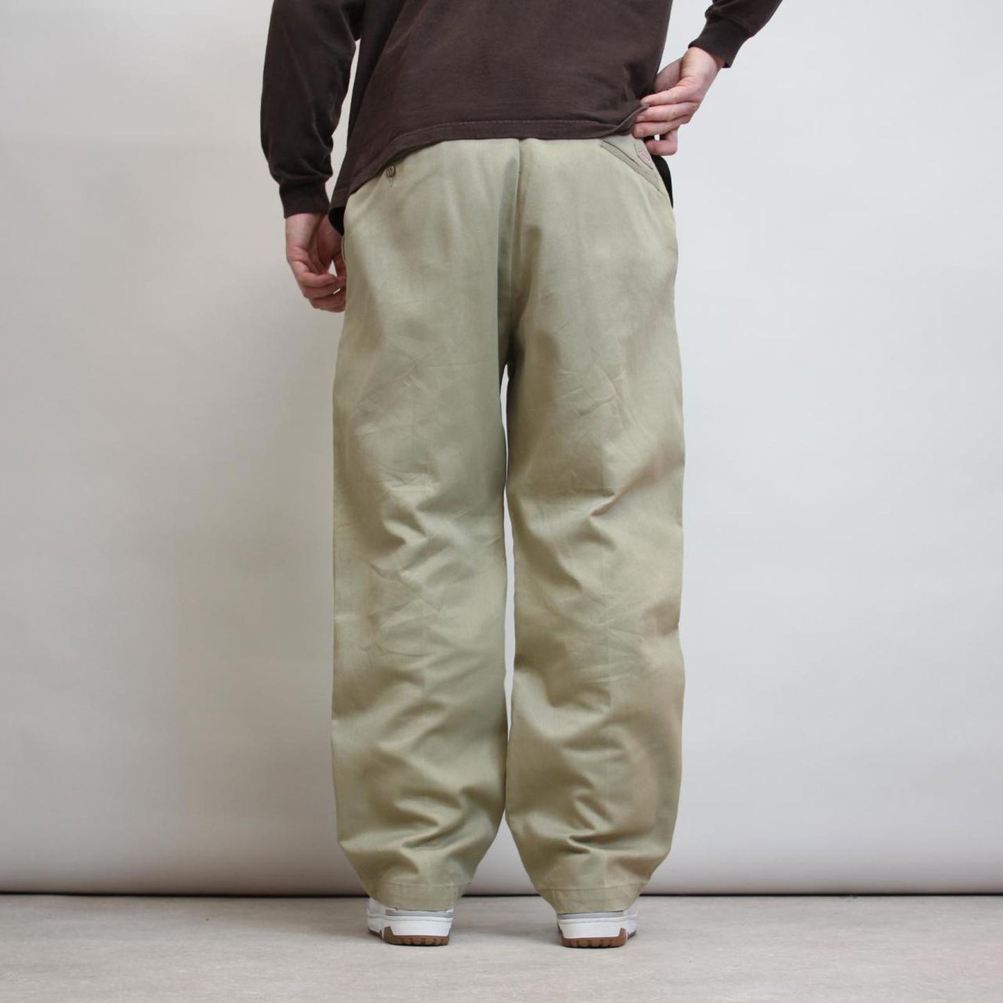 Beige Dickies pants W38L30 loose twill chino style skater pants