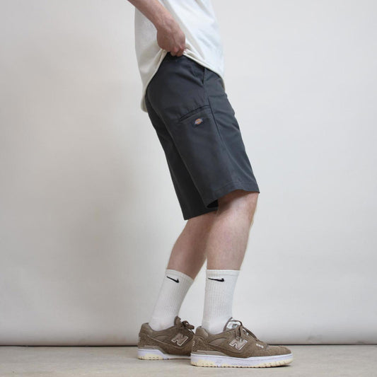 Dickies carpenter shorts W29 chino skater style cargos