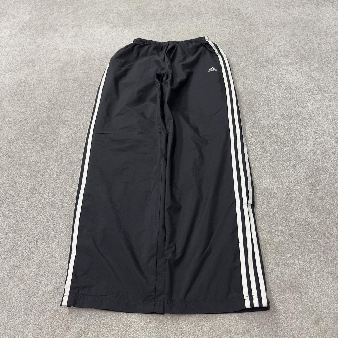 Y2K Adidas tracksuit bottoms loose leg black M Loose lined side stripe embroidered logo track pants