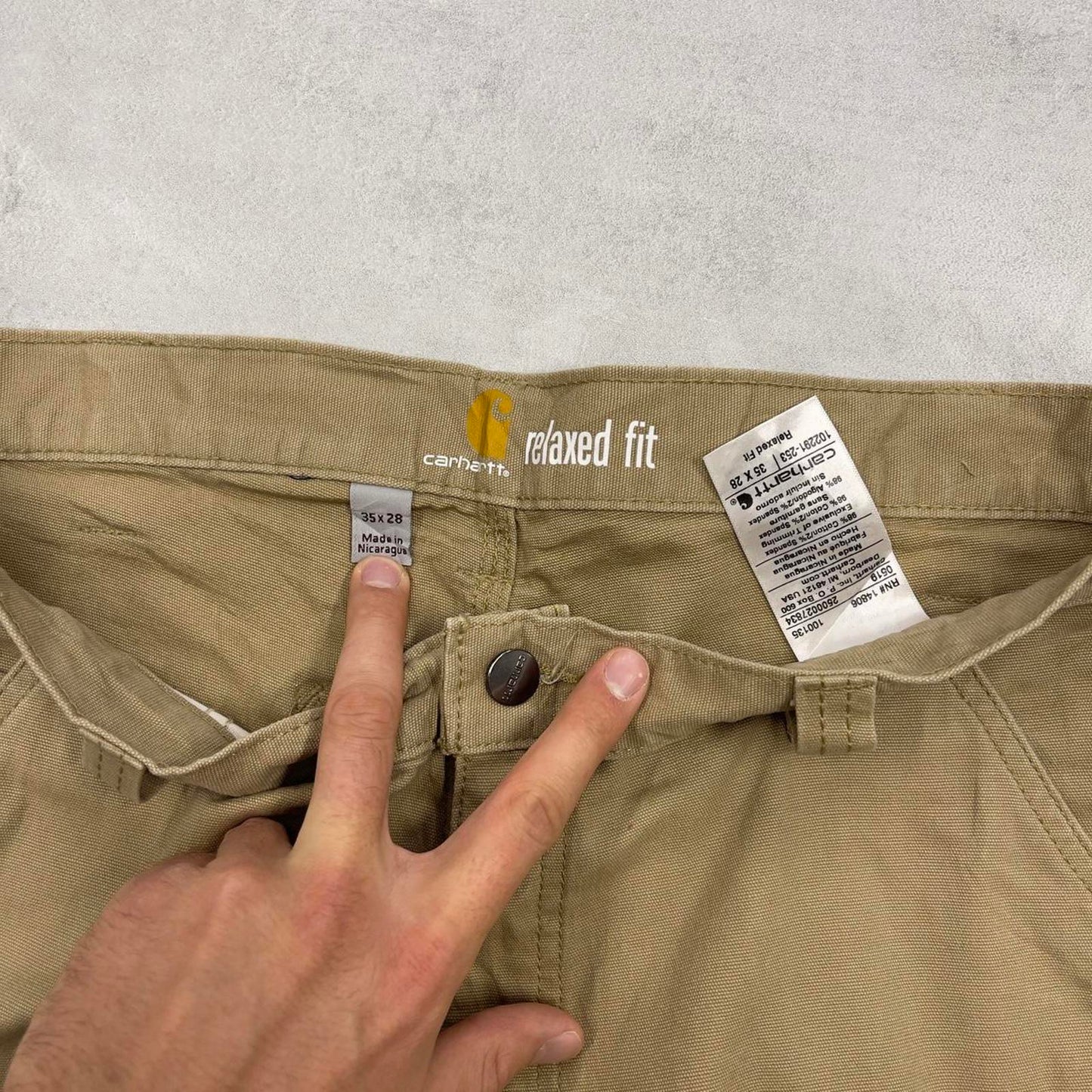 Tan Carhartt carpenter pants W36L28 relaxed 90s style skater loose leg cargos patch logo