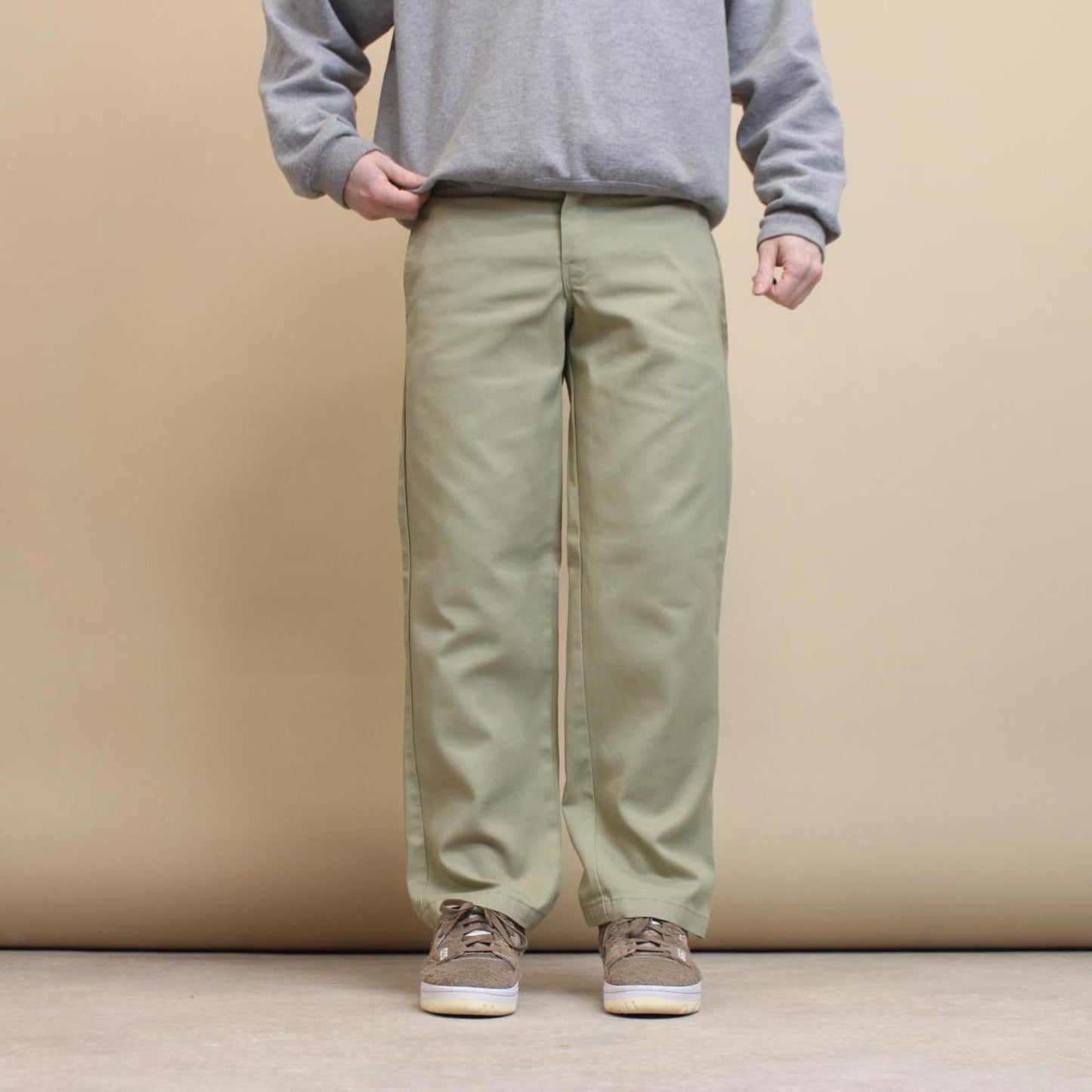 Beige Dickies pants W32