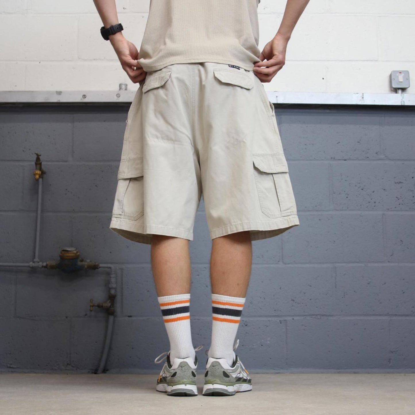Mens Chaps cargo shorts W40