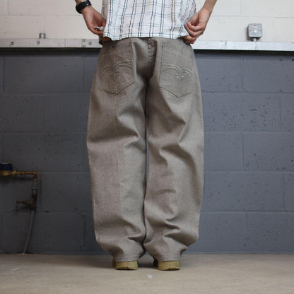 Young Rich & Famous embroidered jeans loose grey denim Y2K Loose surf style pants