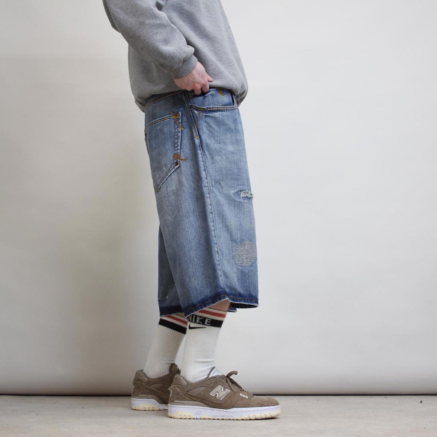 Baggy Rocawear denim shorts W34 long denim rap skater style 90s shorts