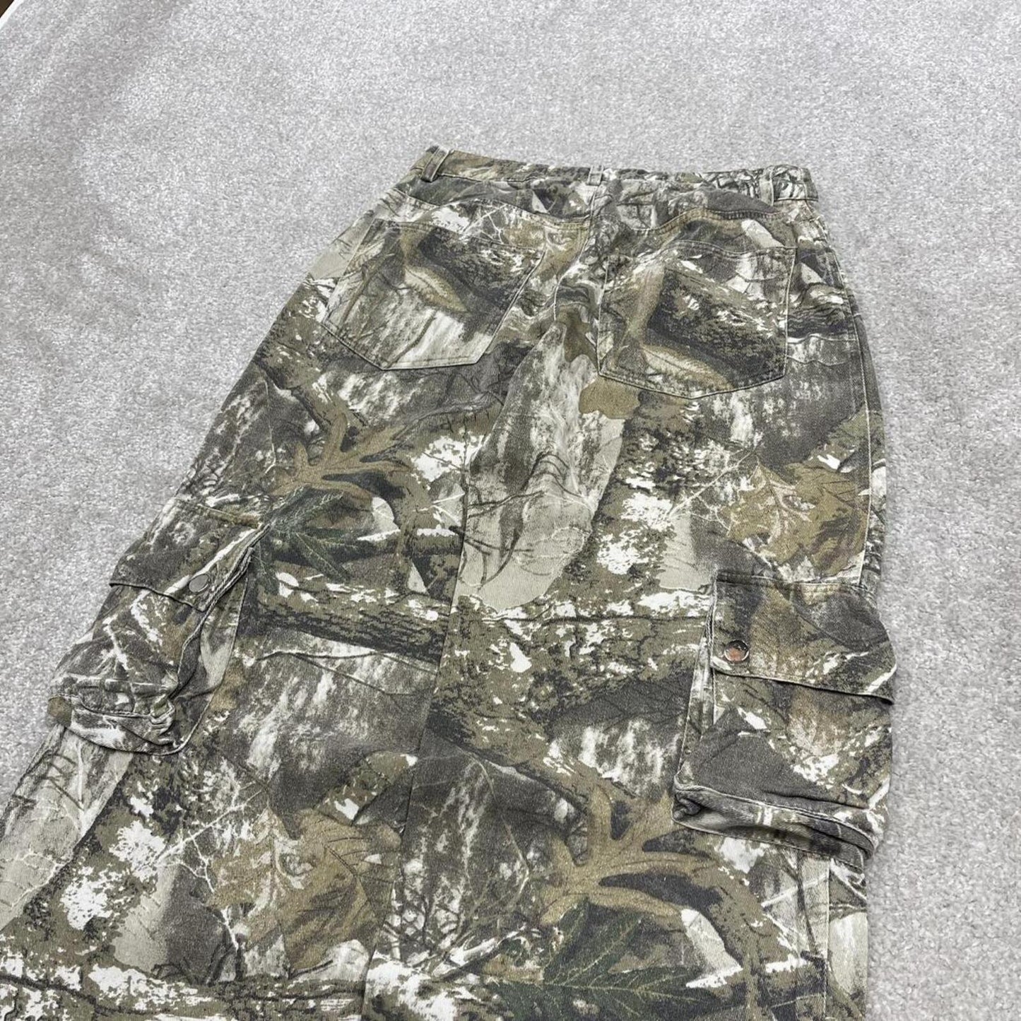 Y2k camo cargo pants brown Finesse floaty tree camouflage cargos