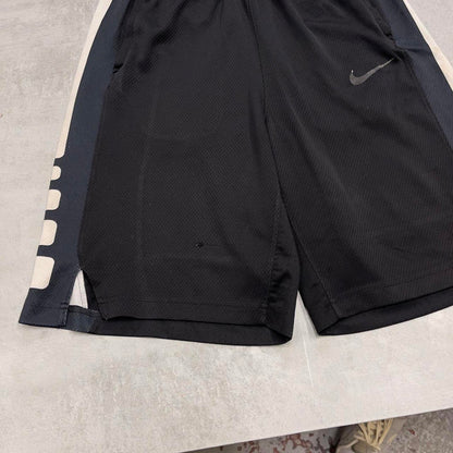 Loose Nike Y2K sports shorts S