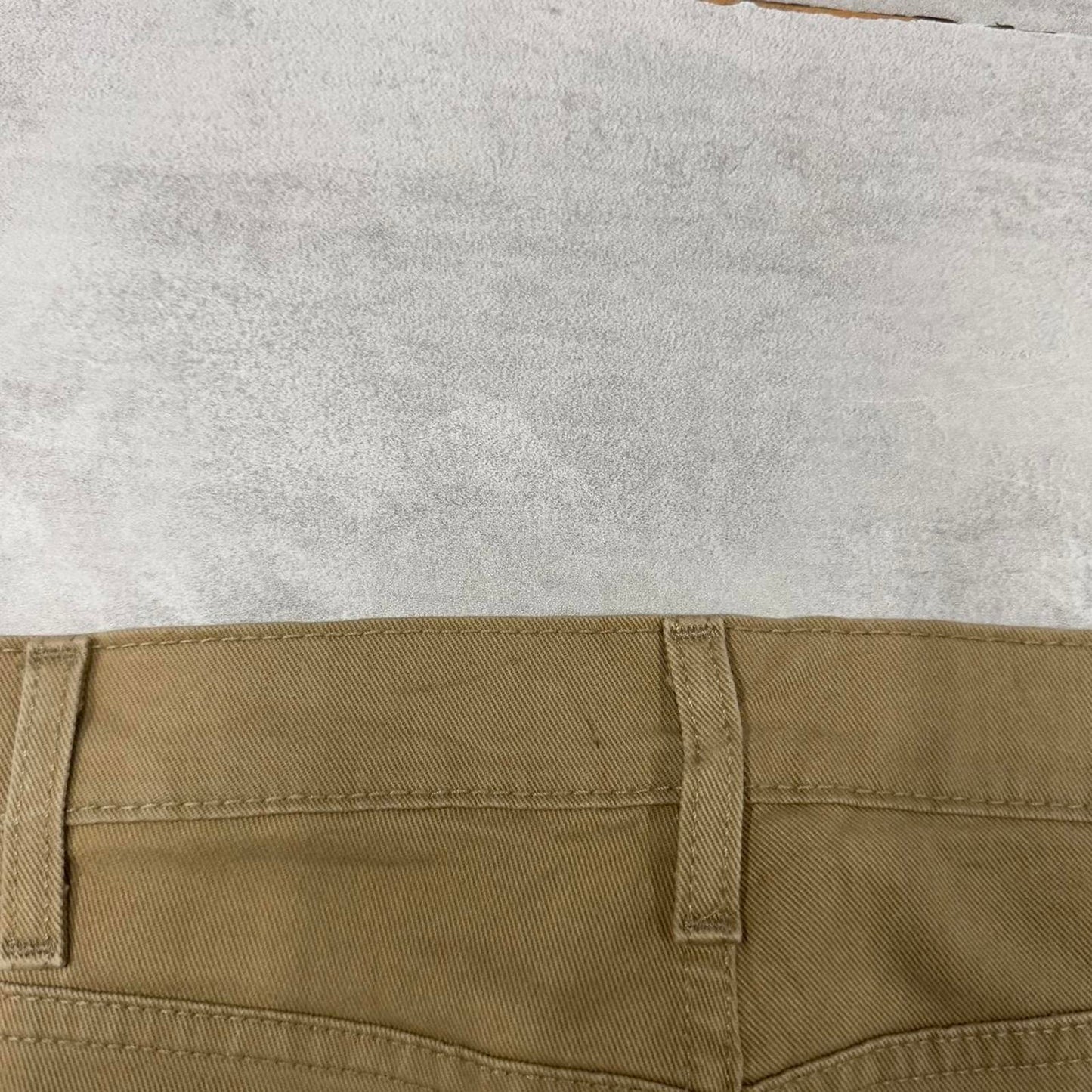 Mens Levi’s jorts W42