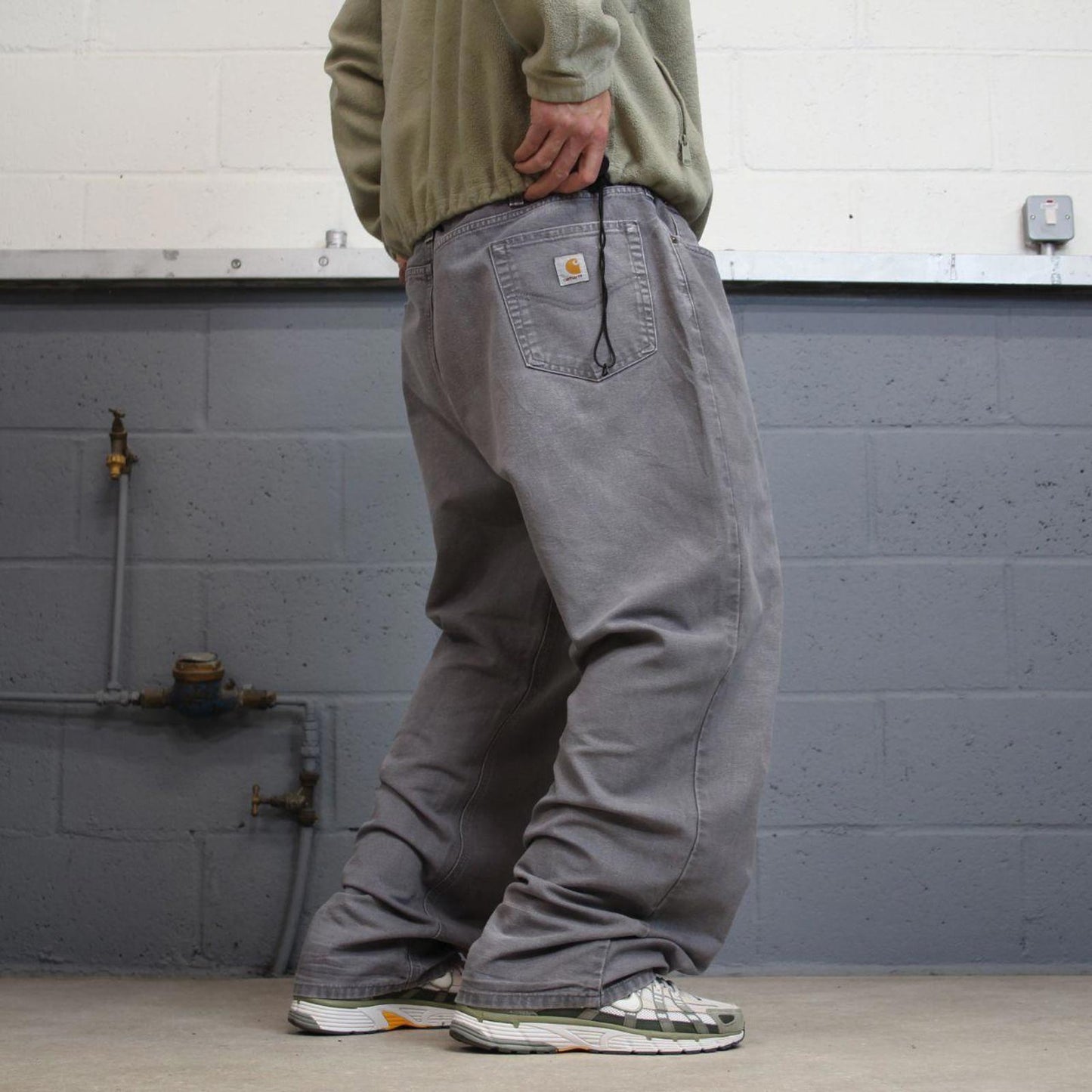 Vintage baggy Carhartt jeans 90s y2k skater style W46L30 grey relaxed fit 100% cotton canvas