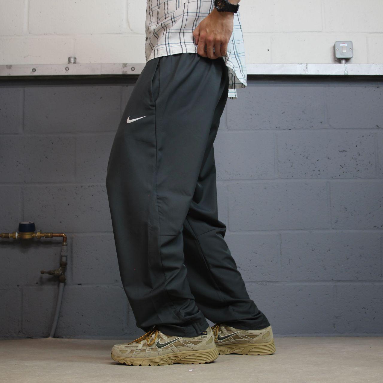 Nike tracksuit bottoms y2k loose grey XXL floaty leg swoosh logo track pants