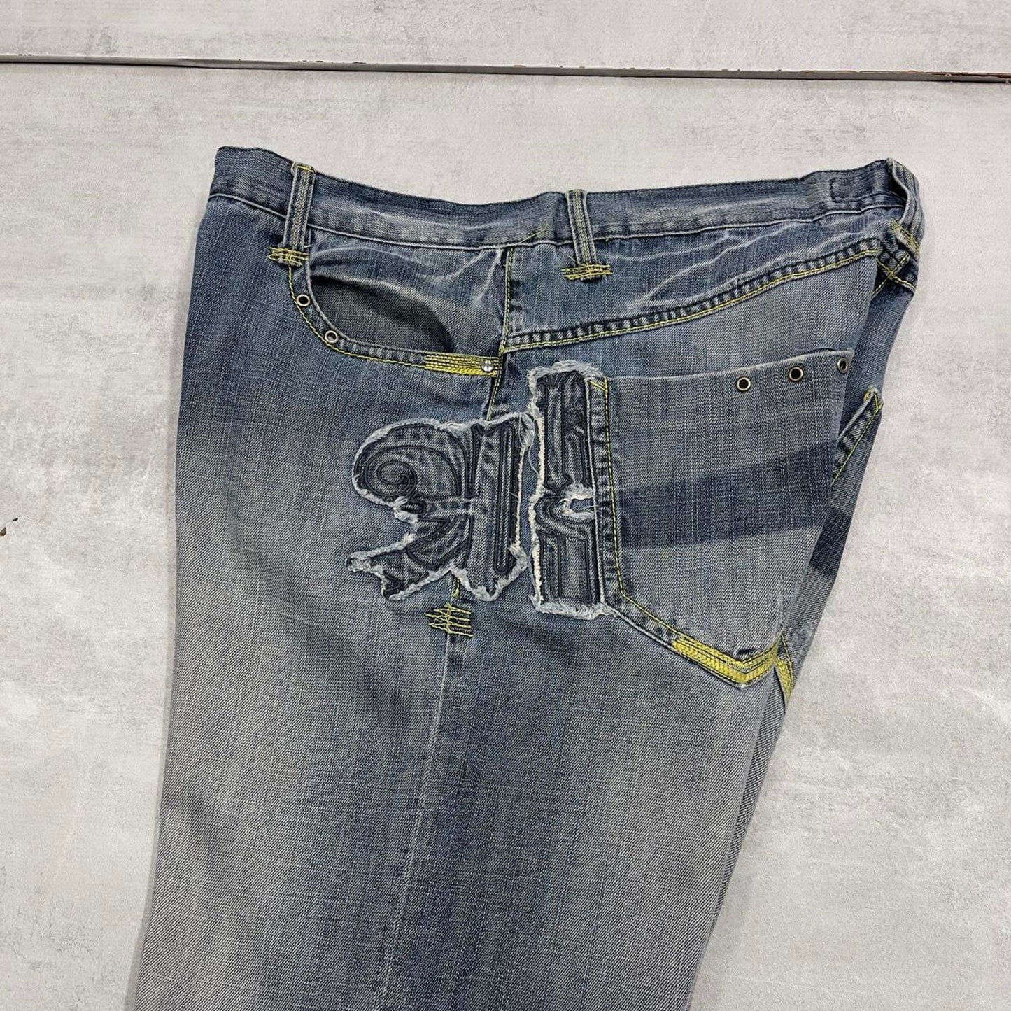 Baggy Akademiks jeans W36L33 blue wide leg denim 90s y2k style embroidered skater jeans loose