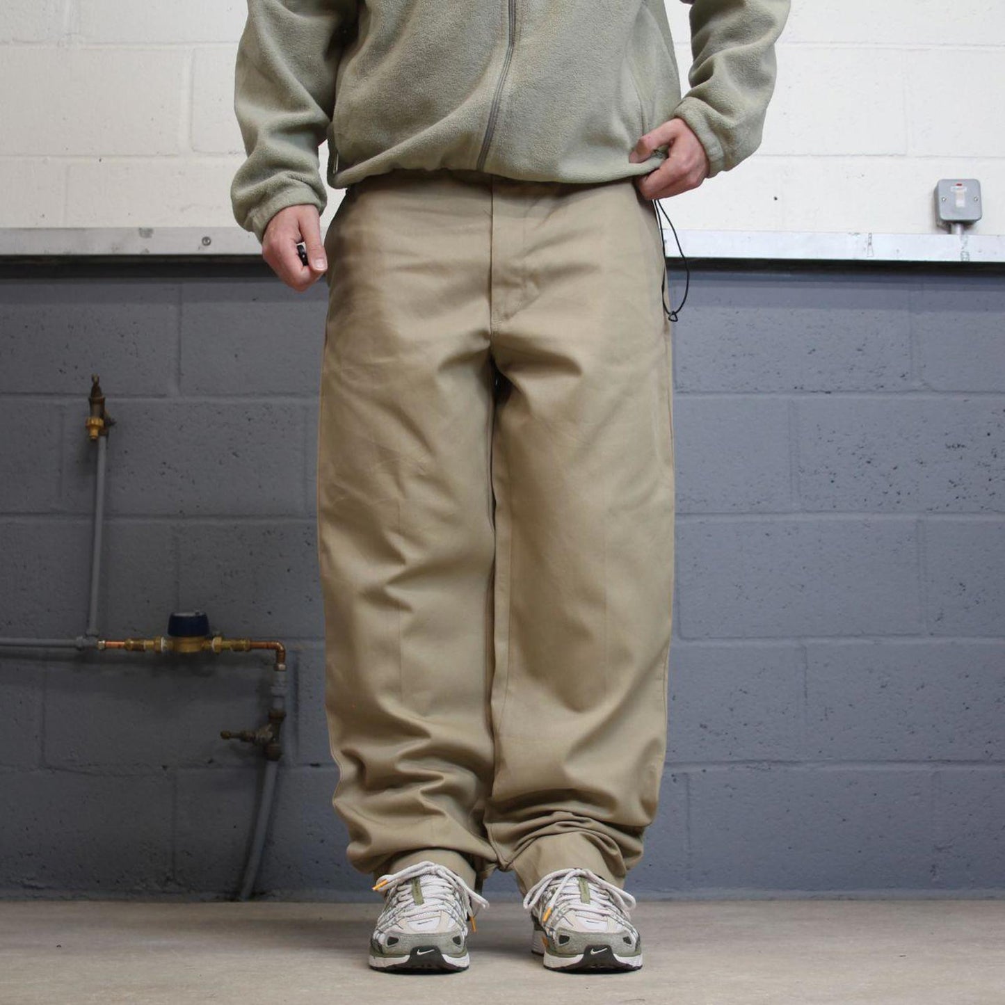 Y2k baggy chino work pants beige Loose skate style trousers Red Kap workwear