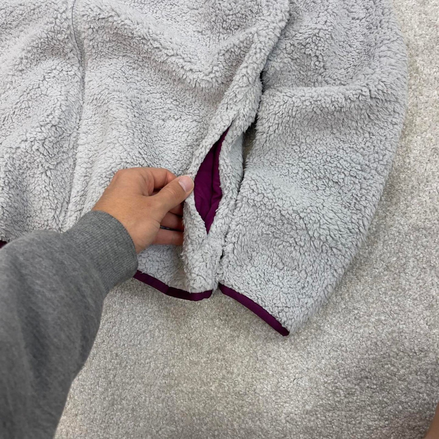 Grey Columbia technical fleece full zip deep high pile Large Women's y2k style autumn teddy bear