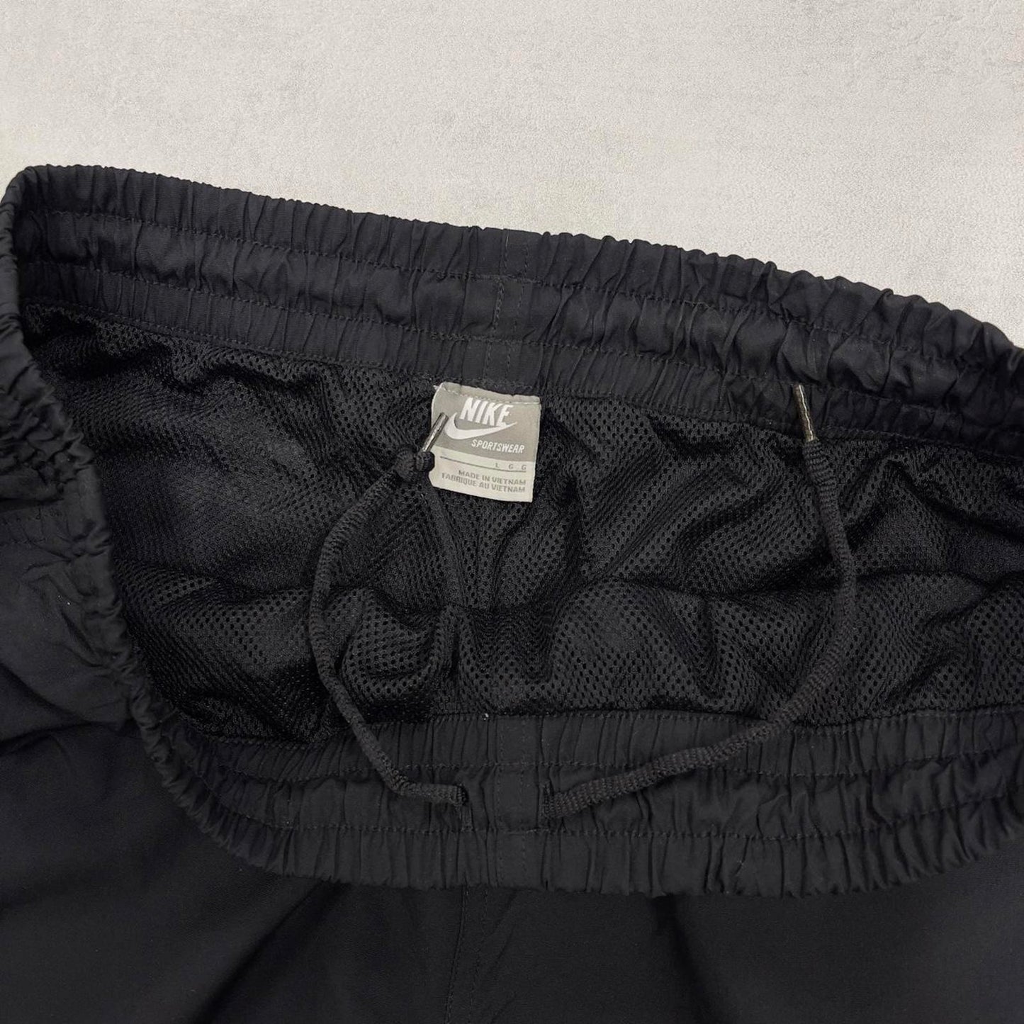 Baggy Nike Trackies L Black y2k 00s style wide leg joggers swoosh logo mesh lining