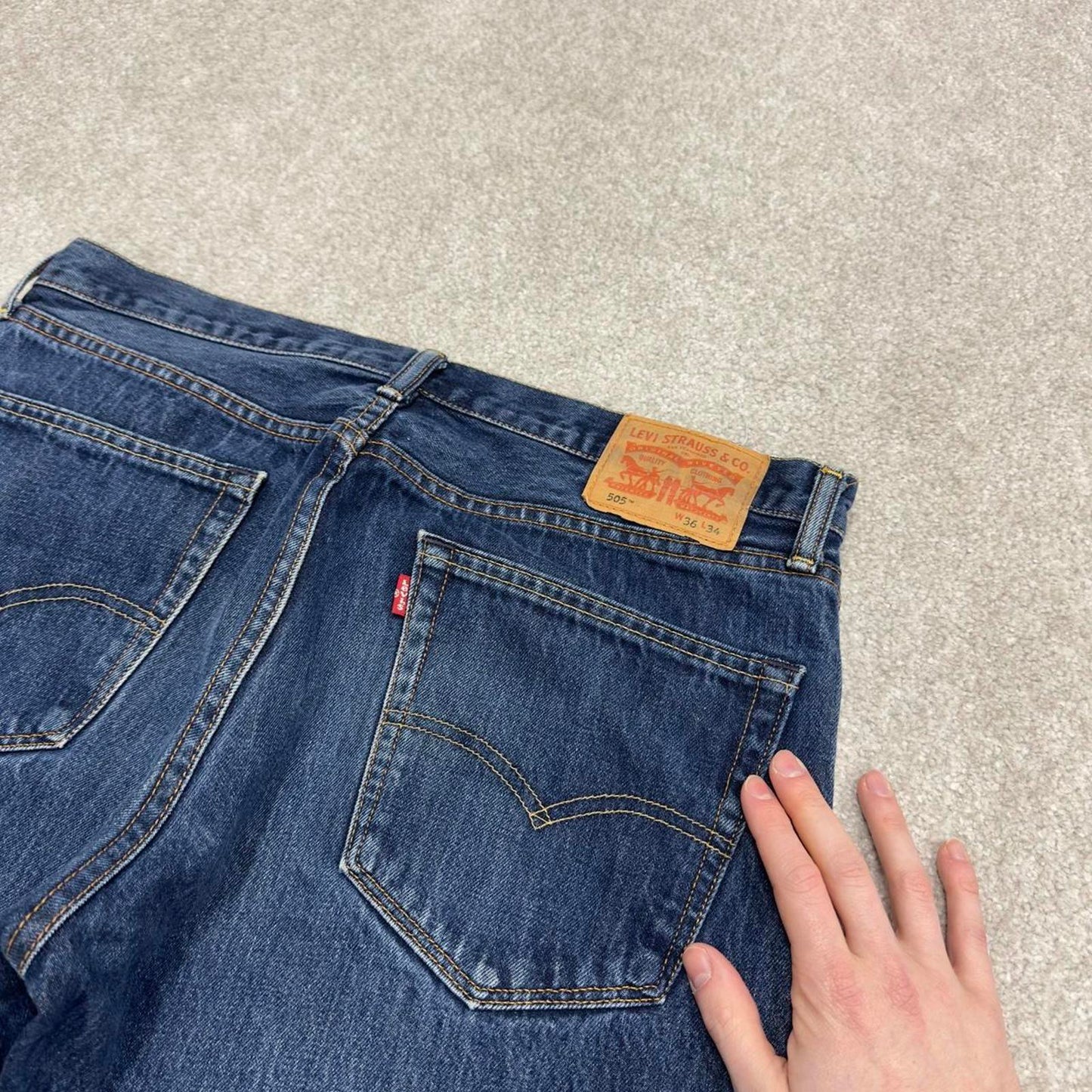 Vintage y2k Levis 505 jeans blue Casual style 5 pocket straight leg denim pants