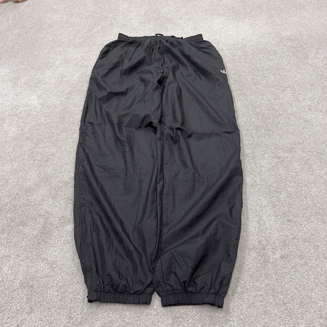 Vintage y2k Adidas tracksuit bottoms black Loose leg 2000s style casual track pants