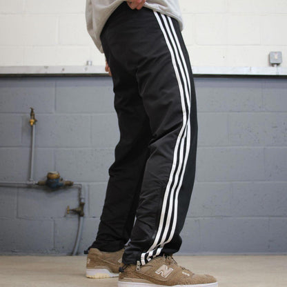 00s y2k Adidas tracksuit bottoms Black Small sportswear track pants gym wear