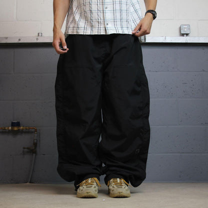Carhartt baggy waterproof trousers black Wide leg mesh lined waterproof technical pants